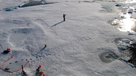 Isforskere (Foto: STAFF/Reuters) Isforskere (Foto: STAFF/Reuters)