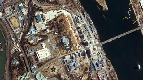 Satellilttbilete av praden til minne om Kim il Sung 15. april. (Ap) Satellilttbilete av praden til minne om Kim il Sung 15. april. (Ap)