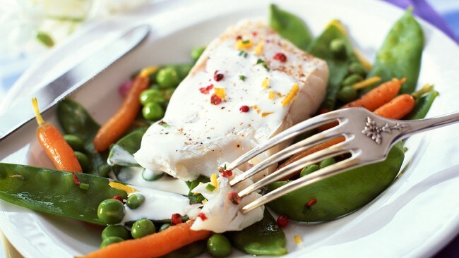 Fisk og grønnsaker (Foto: colourbox.com/colourbox.com)