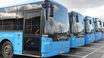 Busser fra Nettbuss (Foto: Grete Ingebjørg Berge/NRK)