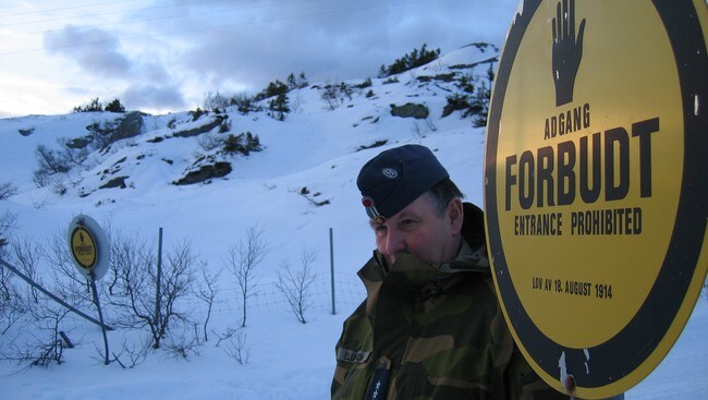 Kaptein Thorleif Eliassen, avdelingsleder ved radarstasjonen på Gråkallen (Foto: Anders Aalbu/NRK) Kaptein Thorleif Eliassen, avdelingsleder ved radarstasjonen på Gråkallen (Foto: Anders Aalbu/NRK)