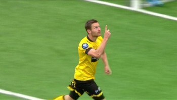 Starts Matthias Vilhjalmsson leverte et godt bidrag til årets mål da han scoret på brassespark mot Aalesund. Reporter: Halvor Ekeland.