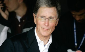 John W. Henry og New England Sports Venture fikk tilslaget, men Singapore-milliardæren Peter Lim gir ikke opp. - Q34vhEzOetVUK8OFm6WYFgjX2FZr7Eh7NM8uioaf6dLg