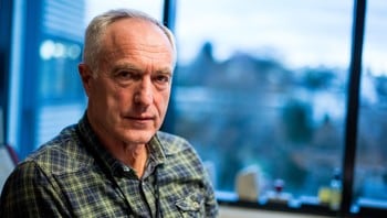 Bjørn Vidar Bollestad - Bjørn Vidar Bollestad jobbar med organisert kriminalitet i Rogaland. Hells Angels er eitt av miljøa dei held oppsyn med. - Foto: Mathias Oppedal / NRK