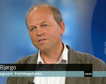 Video <b>Tore Bjørgo</b>, forskningssjef ved Politihøgskolen - UZYE-TAcymdhOHLZOkxYPwOy4EHF7HBn4-6jC1ilwzYg