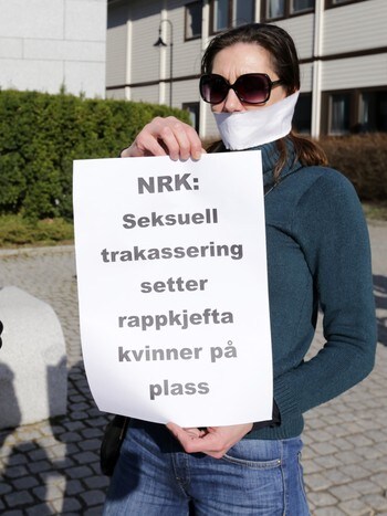  Ottar-protester with poster 