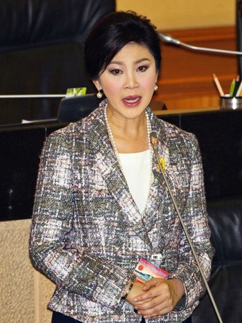 Yingluck Shinawatra - Den avsatte statsministeren Yingluck Shinawatra måtte svare på spørsmål i det militæroppnevnte parlamentet 22. januar. Etter utspørringen vedtok parlamentet å stille henne for riksrett. - Foto: Sakchai Lalit / Ap