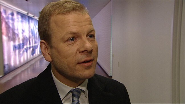 Utviklingsminister Heikki Holmås snakker om tapet av stefaren Tore Bech, som ble drept i terroraksjonen - bH-oyDuOA2glfNuJDadI9gTctBc7-ssHfgndsjiI6T1w