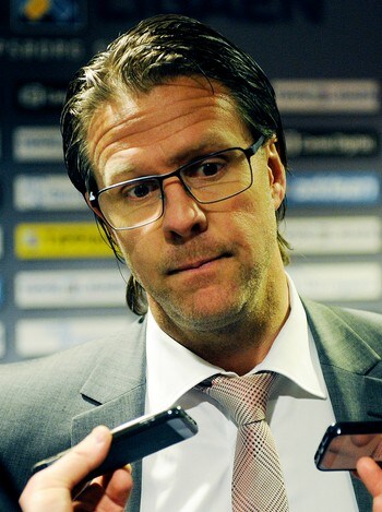 STOLAR PÅ KARADAS: Brann-trenar Rikard Norling er positiv til leiarrolla Azar Karadas har tatt i laget. - hDmEPYGIX-rpuKu2doCIOAiUGjwZ0QZDPpbzdNB1cXWw