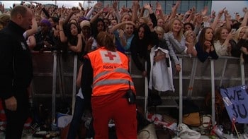  The Canadian pop star Justin Bieber held free concert p & # xE5; roof of the Opera in Oslo on 30 May. It was not entirely by the organizers & # xF8; renes plan. 