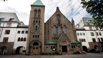  Frogner Church 