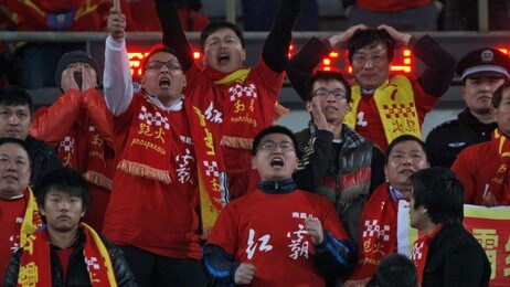 Kinesiske supportere (Foto: Ng Han Guan/AP)