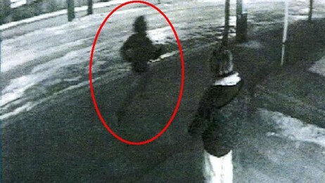 Her blir han jaget etter voldtekten (Foto: Overvåkingskamera)