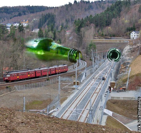 flaskehals tog (Foto: Fotofikling: Alltid Moro) flaskehals tog (Foto: Fotofikling: Alltid Moro)