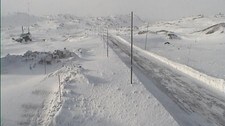 Sognefjellsvegen mot vest (Foto: http://www.skjolden.com/sommarski/webcam/bilde6.htm) Sognefjellsvegen mot vest (Foto: http://www.skjolden.com/sommarski/webcam/bilde6.htm)