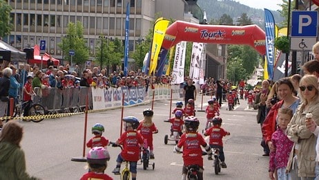 Tour of Norway for kids, Lillehammer (Foto: Arvid Torsgard/NRK) Tour of Norway for kids, Lillehammer (Foto: Arvid Torsgard/NRK)