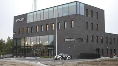 Politihuset i Hamar (Foto: Backegruppen) Politihuset i Hamar (Foto: Backegruppen)