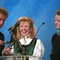2003: Med Roald 'Kniksen' Jensens kone og Fotballforbundets Karen Espelund deler ut 'Kniksen'-prisen under Idrettsgallaen 2003: Med Roald 'Kniksen' Jensens kone og Fotballforbundets Karen Espelund deler ut 'Kniksen'-prisen under Idrettsgallaen