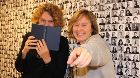 Marta Norheim og Anne Cathrine Straume, P2-lytternes romanpris (Foto: Ragnhild Krogvig Karlsen /NRK)