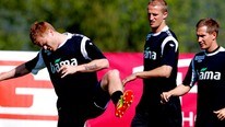 John Arne Riise, Brede Hangeland og Morten Gamst Pedersen (Foto: Solum, Stian Lysberg/NTB scanpix) John Arne Riise, Brede Hangeland og Morten Gamst Pedersen (Foto: Solum, Stian Lysberg/NTB scanpix)
