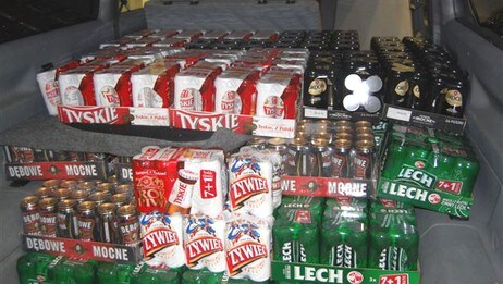 Alkoholbeslag (Foto: Tollvesenet) Alkoholbeslag (Foto: Tollvesenet)