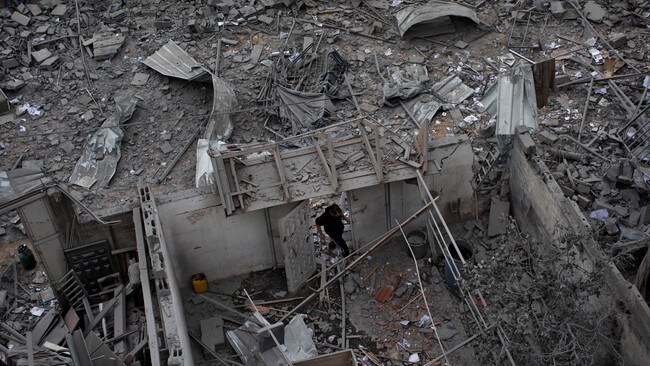 Bombet regjeringsbygning i Gaza (Foto: Bernat Armangue/Ap)