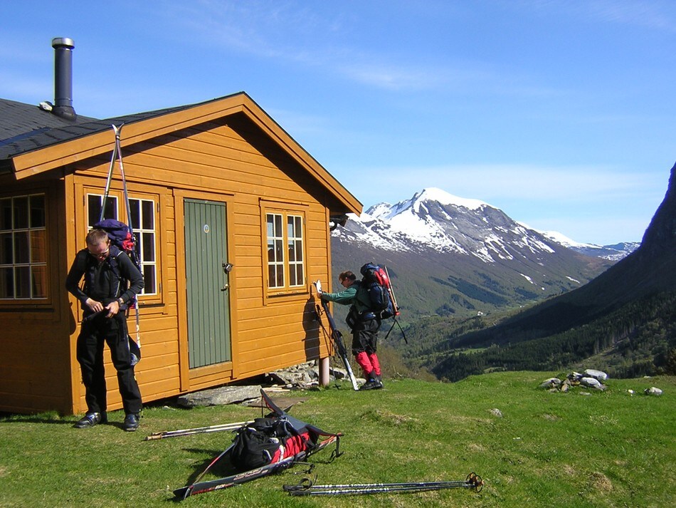 Klar for avgang fra Velleseter en strøken morgen
