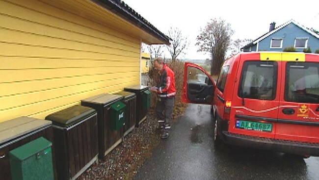 Postutdeling (Foto: Kjell Olav Nordberg/NRK) Postutdeling (Foto: Kjell Olav Nordberg/NRK)