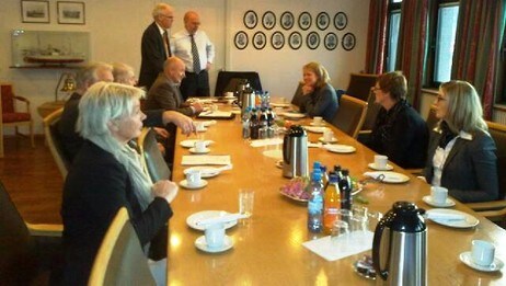 Bedriftsforsamling I Hurtigruten (Foto: Kjell Mikalsen/NRK) Bedriftsforsamling I Hurtigruten (Foto: Kjell Mikalsen/NRK)