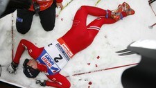 En helt utslått Petter Northug etter seieren på femmila. (Foto: Åserud, Lise/SCANPIX)