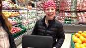 Fekk nytt liv etter hjerneoperasjon - For to år sidan møtte me den då 17 år gamle Christina Flåten som var 100 prosent pleietrengjande. Ingen visste kva som feilte ho. No har ein sjeldan type hjerneoperasjon gitt Sogndals-jenta nytt liv.