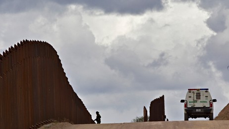 Grensepatrulje i Arizona (Foto: Matt York/Ap) Grensepatrulje i Arizona (Foto: Matt York/Ap)
