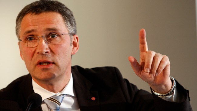 Jens Stoltenberg (Foto: Åserud, Lise/SCANPIX) Jens Stoltenberg (Foto: Åserud, Lise/SCANPIX)