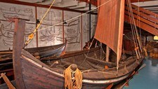 Storebåten (Foto: De heibergske samlinger - Sogn folkemuseum) Storebåten (Foto: De heibergske samlinger - Sogn folkemuseum)