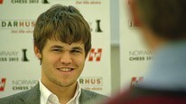 Magnus Carlsen (Foto: Anders Halvorsen Fehn/NRK) Magnus Carlsen (Foto: Anders Halvorsen Fehn/NRK)
