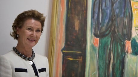 Dronning Sonja i Paris på Munch-utstilling (Foto: Thibault Camus/Ap) Dronning Sonja i Paris på Munch-utstilling (Foto: Thibault Camus/Ap)