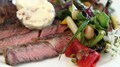 Grillet entrecôte med gorgonzolasmør - Mat - NRK