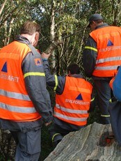 Sivilforsvaret leter etter savnet kvinne Aksdal (Foto: Tor André Johannessen)