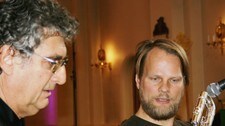 Alvis Vidolin, klangregissør og Bjørnar Habbestad, fløytist (Foto: Bodil Maroni Jensen) Alvis Vidolin, klangregissør og Bjørnar Habbestad, fløytist (Foto: Bodil Maroni Jensen)