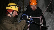 Thomas Veivåg og Raymond Sælen, isklatrere (Foto: Kamilla Pedersen/NRK) Thomas Veivåg og Raymond Sælen, isklatrere (Foto: Kamilla Pedersen/NRK)