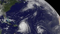 Tre sykloner i Atlanterhavet (Foto: NASA)
