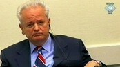Serbias tidligere leder Slobodan Milosevic under rettssakeni Haag (Scanpix/AP) Serbias tidligere leder Slobodan Milosevic under rettssakeni Haag (Scanpix/AP)