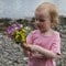 Mathilde med sommerblomster 
