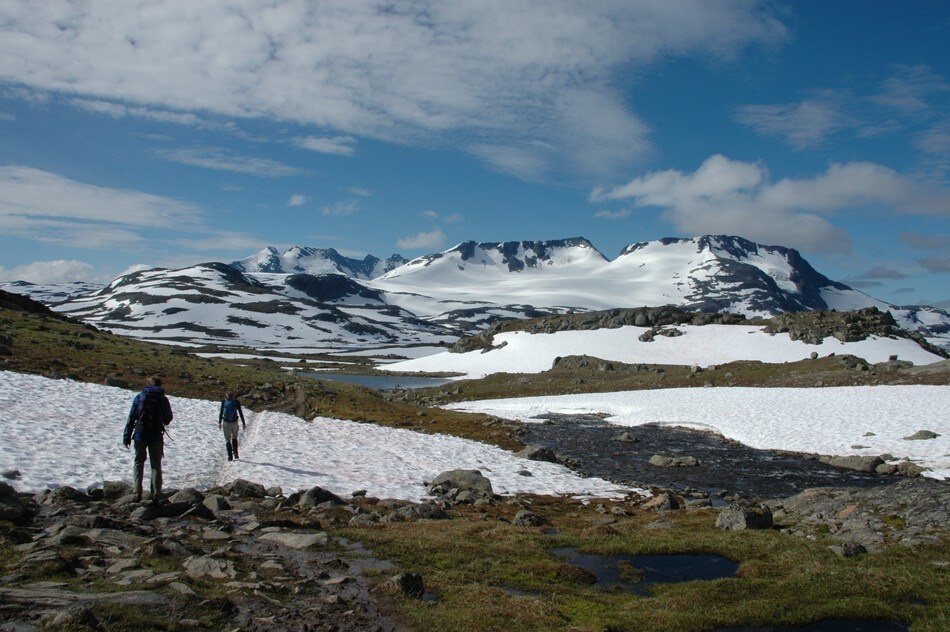 Mellom Sognefjellshytta og Fannaråken