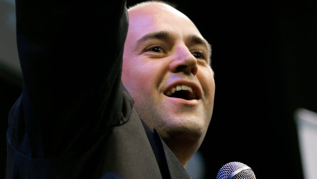 Fredrik Reinfeldt jublar etter at sigeren var klar. (Foto: Henrik Montgomery, HENRIK MONTGOMERY) Fredrik Reinfeldt jublar etter at sigeren var klar. (Foto: Henrik Montgomery, HENRIK MONTGOMERY)