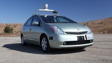 Google vil at denne førerløse bilen skal bli lovlig i den amerikanske delstaten Nevada. (Google promo) Google vil at denne førerløse bilen skal bli lovlig i den amerikanske delstaten Nevada. (Google promo)