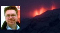 Ulf Leirstein på Island under vulkanutbruddet ved Eyjafjallajøkull (Foto: Halldor Kolbeins/Scanpix/AFP)
