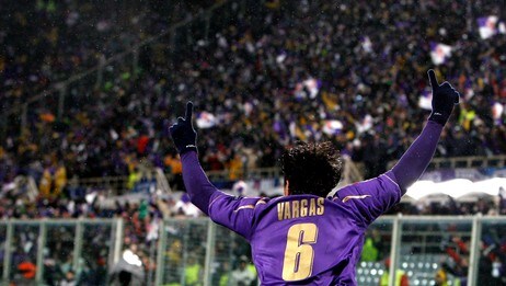 Fiorentinas Vargas feirer scoring mot Bayern Müncen (Foto: Max Rossi/Scanpix/Reuters) Fiorentinas Vargas feirer scoring mot Bayern Müncen (Foto: Max Rossi/Scanpix/Reuters)