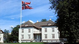 Eidsvollsbygningen (Foto: Nyhetsspiller/Scanpix)