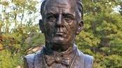 Byste av Mikhail Bulgakov i Kielce i Polen  (Foto: Staszek Szybki Jest/Wikimedia Commons)